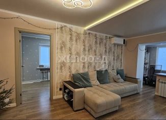 Продажа 2-ком. квартиры, 42 м2, Астрахань, улица Водников, 23