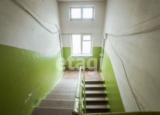 Продается трехкомнатная квартира, 58 м2, Тверь, улица Склизкова, 82