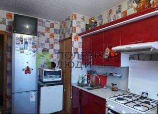 Продается 3-ком. квартира, 64 м2, Орловская область, улица Металлургов, 14А