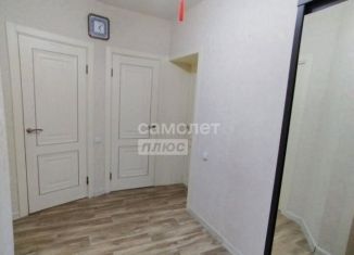 Продам 2-комнатную квартиру, 63 м2, Калмыкия, проспект Чонкушова, 5к1