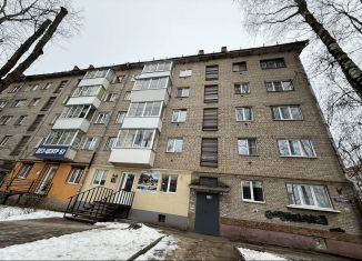 Продам 1-комнатную квартиру, 31 м2, Смоленская область, улица Николаева, 63