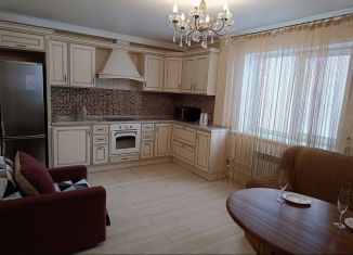 Сдается в аренду 2-комнатная квартира, 70 м2, Татарстан, улица Четаева, 14А