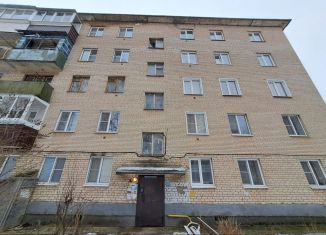 Продам 3-комнатную квартиру, 52.4 м2, Малоярославец, улица Кирова, 30