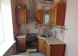 Продам 2-ком. квартиру, 45 м2, Новочеркасск, Комитетская улица, 56/64