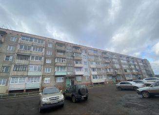 Продается 3-комнатная квартира, 61.2 м2, Иркутская область, улица Горького, 2