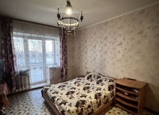 Продается 1-комнатная квартира, 39.5 м2, Абакан, Аскизская улица, 202Ак2