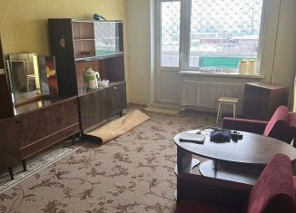 Трехкомнатная квартира в аренду, 61.5 м2, Абакан, улица Щетинкина, 71