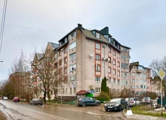 Продается 3-комнатная квартира, 115 м2, Новгородская область, Пестовская улица, 4А