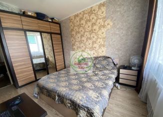 Продается трехкомнатная квартира, 73.8 м2, Армавир, улица Гоголя, 435