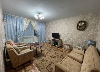 Продаю 2-ком. квартиру, 50 м2, Хакасия, улица Кошурникова, 11