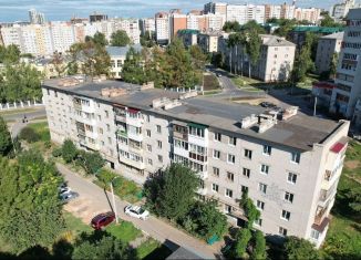 Продается 3-ком. квартира, 58.7 м2, Чувашия, улица Чапаева, 8