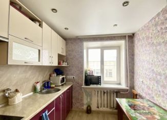 Продается 2-комнатная квартира, 35 м2, Бор, Республиканская улица, 35