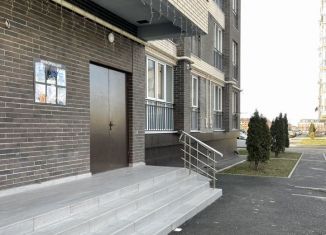 Продается 4-ком. квартира, 120 м2, Владикавказ, Весенняя улица, 21Е