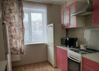 Аренда многокомнатной квартиры, 67.4 м2, Пермь, улица Юрша, 7