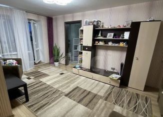 Продается 2-комнатная квартира, 42 м2, Камешково, улица Ленина, 9