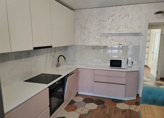 2-комнатная квартира в аренду, 57 м2, поселок Битца, Парковая улица, 1