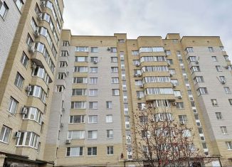 Сдается в аренду 1-ком. квартира, 40 м2, Таганрог, улица Сергея Шило, 202В