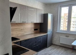 Аренда 2-комнатной квартиры, 56 м2, Тюмень, улица Героев Космоса, 13к1