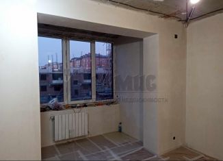 Продается 2-ком. квартира, 50 м2, Владикавказ, улица Курсантов-Кировцев, 4А