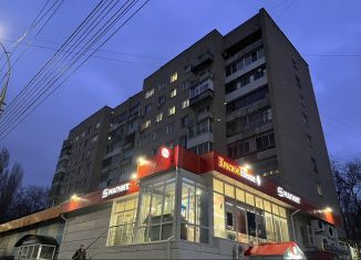 Продаю 1-ком. квартиру, 34 м2, Саратов, улица имени В.М. Азина, 19