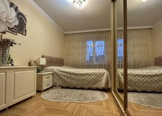 Продается трехкомнатная квартира, 76.8 м2, Нальчик, улица Ю.А. Гагарина, 24