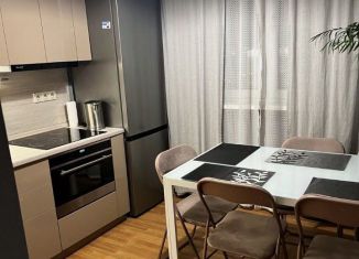 Аренда 2-комнатной квартиры, 51 м2, Москва, Новомарьинская улица, 28, район Марьино