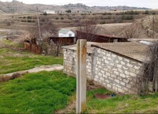 Гараж на продажу, село Солнечная Долина, улица Гнездилова, 8