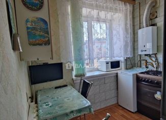 Продажа трехкомнатной квартиры, 60 м2, Калужская область, площадь Победы, 7