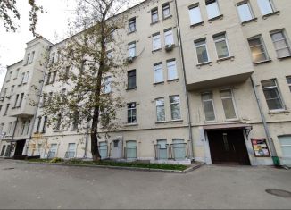 Продаю квартиру студию, 11.5 м2, Москва, улица Земляной Вал, 65