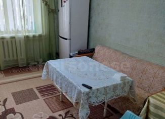 Продается двухкомнатная квартира, 56 м2, Севастополь, улица 1-я Линия, 2