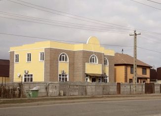 Продаю коттедж, 360 м2, Астрахань, улица Адмирала Нахимова