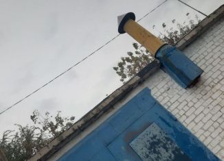 Продам гараж, 30 м2, поселок городского типа Мирный