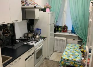 Продажа 2-комнатной квартиры, 52 м2, Электросталь, проспект Ленина, 24