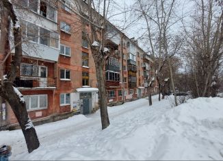 Продается 1-комнатная квартира, 32 м2, Екатеринбург, улица Черняховского, 26