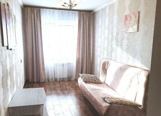 3-комнатная квартира в аренду, 60 м2, Усолье-Сибирское, улица Толбухина, 66