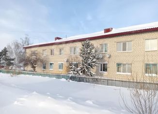 Продается 2-ком. квартира, 40.6 м2, село Бархатово, улица Гагарина, 55