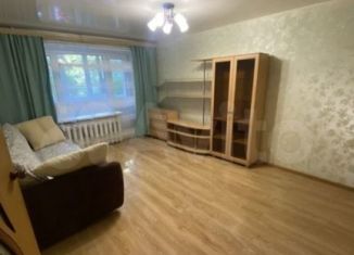 Сдам 2-комнатную квартиру, 48 м2, Ковров, улица Островского, 77