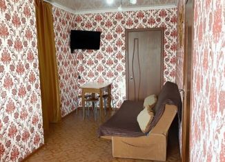 4-комнатная квартира на продажу, 63 м2, Усть-Лабинск, улица Агаркова