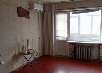 Трехкомнатная квартира на продажу, 59 м2, Волгоградская область, улица Дзержинского, 47