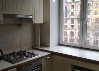 Продам 2-ком. квартиру, 45 м2, Москва, Долгоруковская улица, 5, Долгоруковская улица