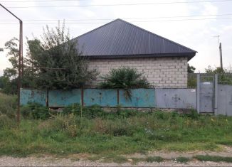 Продается дом, 200 м2, село Янди, улица А.А. Кадырова