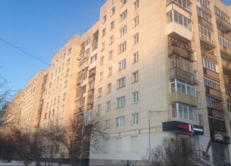 Сдам в аренду 1-комнатную квартиру, 34 м2, Екатеринбург, улица Крауля, 10, улица Крауля
