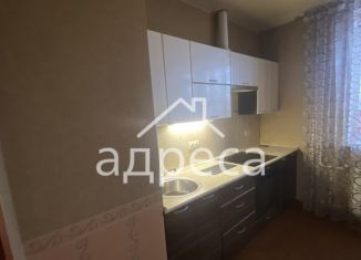 Сдается в аренду 1-комнатная квартира, 40 м2, Самара, Солнечная улица, 8, ЖК Радужный-Люкс