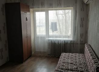 Сдаю двухкомнатную квартиру, 40 м2, Астрахань, улица Яблочкова, Ленинский район
