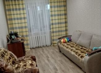 Продается 2-комнатная квартира, 48 м2, Балаково, проспект Героев, 46