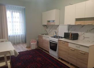 Сдаю в аренду однокомнатную квартиру, 52 м2, Дагестан, улица Сальмана, 100
