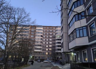 Продается 2-комнатная квартира, 72.4 м2, Ставропольский край, Советская улица, 78