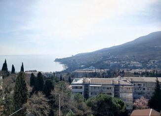 Продажа 2-ком. квартиры, 57 м2, посёлок городского типа Гурзуф, улица 60 лет СССР, 24