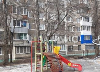 Продам 4-комнатную квартиру, 70 м2, Воронеж, улица 25 Января, 18, Железнодорожный район