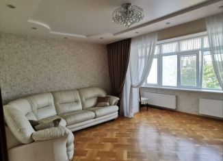 Продается двухкомнатная квартира, 73 м2, Таганрог, улица Маршала Жукова, 1Д